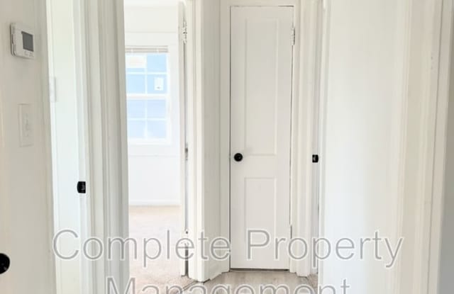 5617 Avenue Q Gallery 4