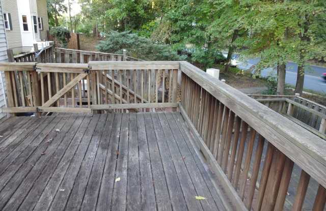 3061 WHITE BIRCH COURT Gallery 4