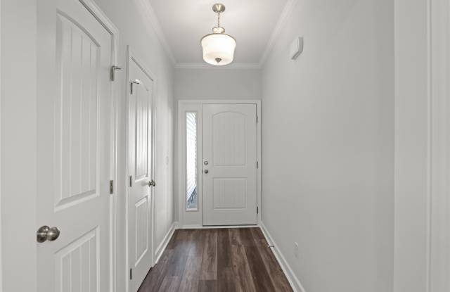 p297 8164 Snelling Drive Gallery 3