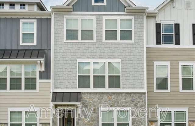 121 Daybeacon Street - 1 photos photos