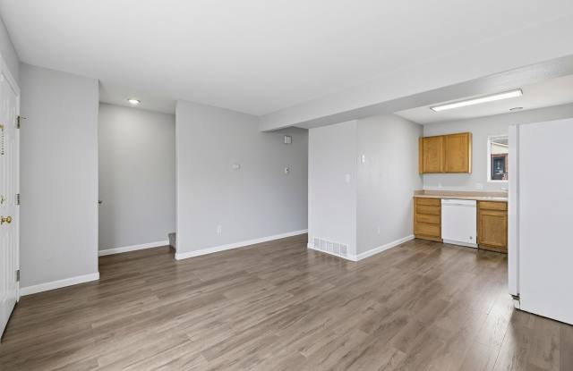 Spacious Townhome with Functional Layout photos photos