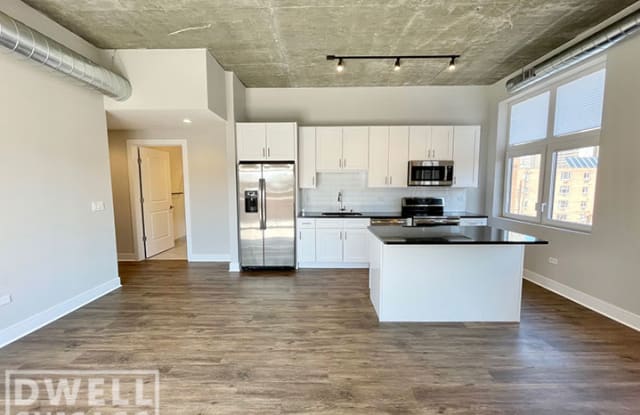 3845 N Broadway - 3845 North Broadway, Chicago, IL 60613