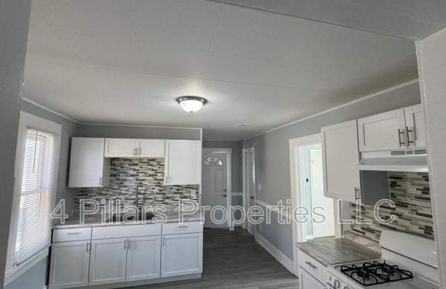 1115 West 150th Street - 1115 West 150th Street, East Chicago, IN 46312