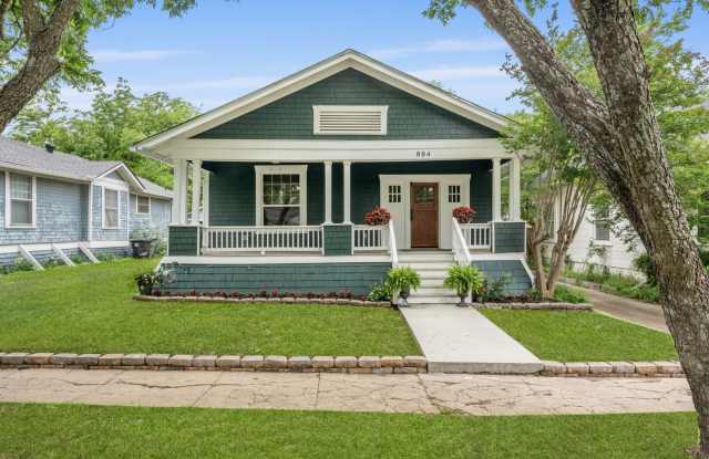 Charming 3 Bed / 2 Bath Single-Family Home with Detached 2-Car Garage in Temple ISD photos photos