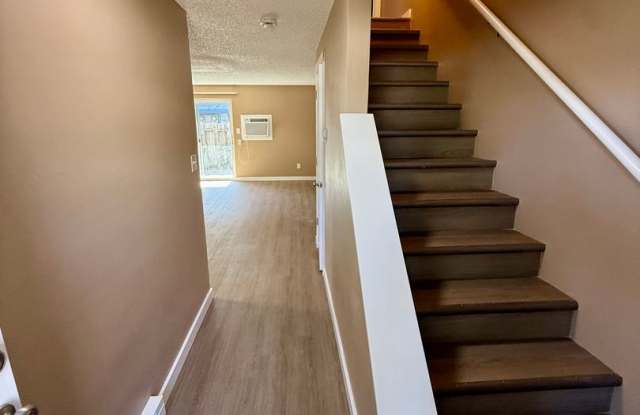 Completely Remodeled! 2 bedroom in North Loveland Near Sculpture Park Gallery 3