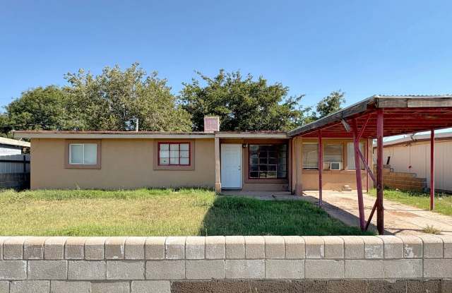 1004 W. MacKenzie Dr. | Hobbs NM - 1004 West Mackenzie Drive, Hobbs, NM 88240