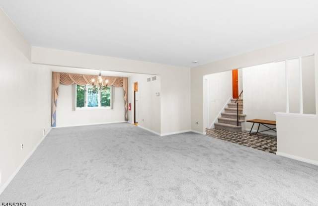 18 Ravine Ct Gallery 4