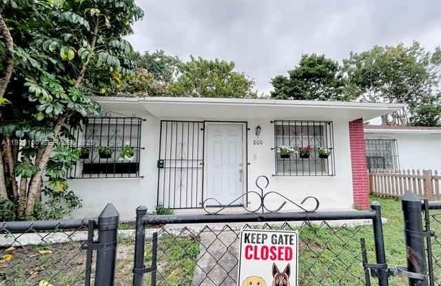 800 NW 29th Ter photos photos 800 NW 29th Ter photos photos