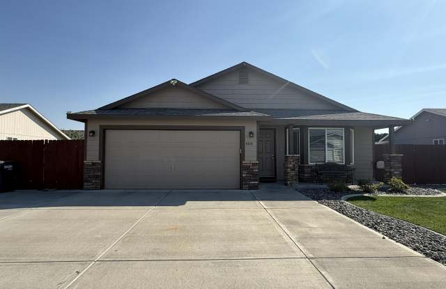 4414 Kubota Lane photos photos