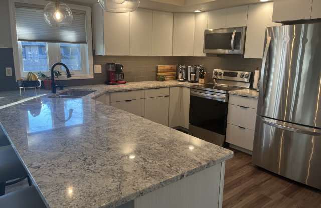 2155 E Cornhusk Ct Gallery 1