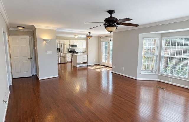 6503 SUSAN BARKLEY Court Gallery 3