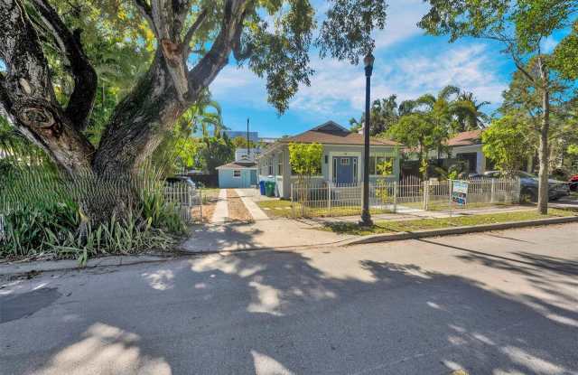 54 Northeast 43rd Street photos photos