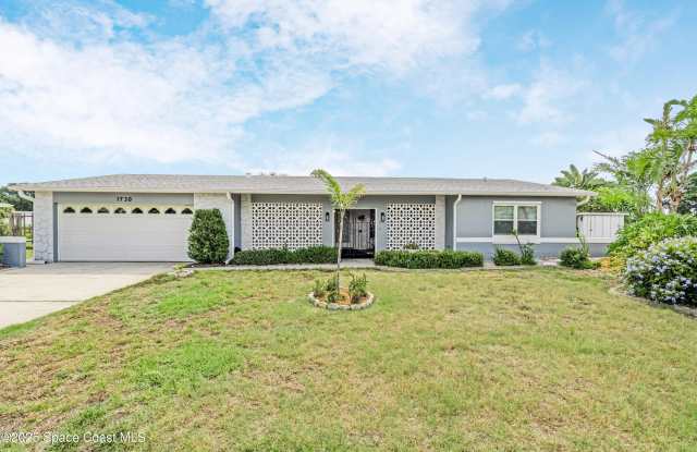 1730 Canal Court photos photos