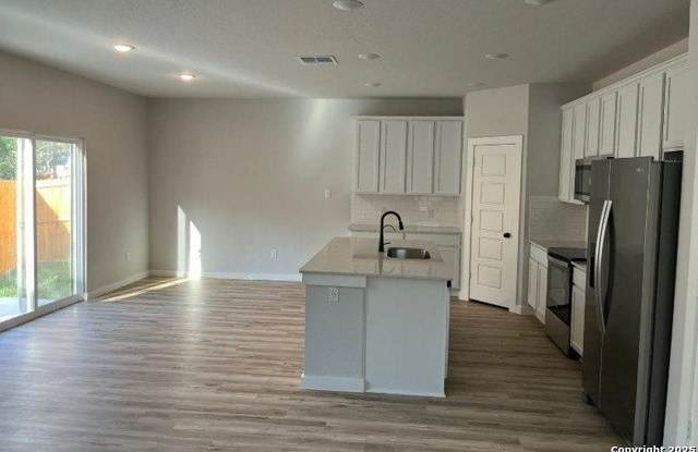 5935 W Hausman Rd photos photos