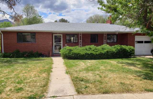 660 Glen Eyrie Circle - 660 Glen Eyrie Circle, Colorado Springs, CO 80904