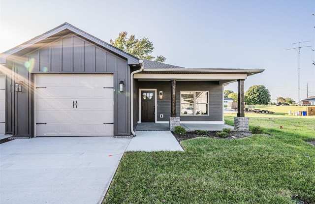 558 Providence Court - 558 Providence Court, Warren County, KY 42104