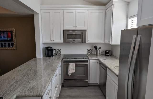 6244 N 30TH Place Gallery 2