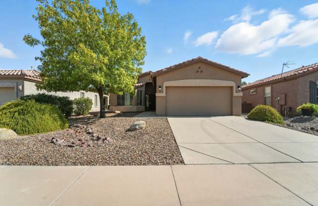 Fully Remodeled 2BR + Den in Trilogy at Power Ranch – 55+ Resort Living - 4697 East Jude Court, Gilbert, AZ 85298