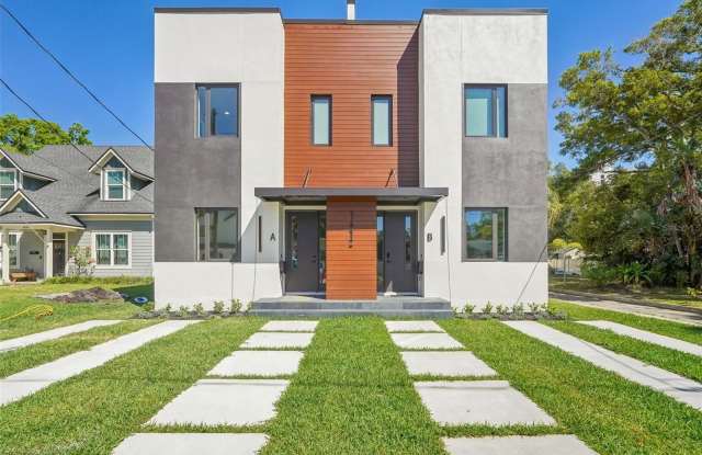 1412 S MOODY AVENUE photos photos