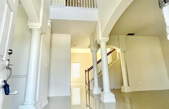 2370 Hinsdale Dr. Gallery 4