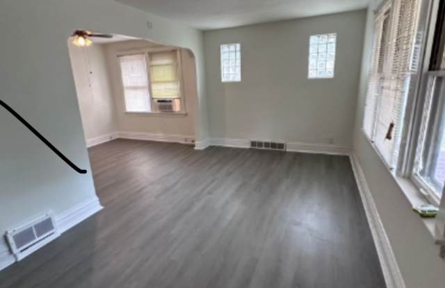 4914 Alcott Avenue Gallery 4