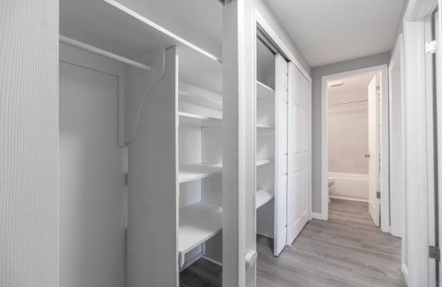 8780 Dawson Street photos photos