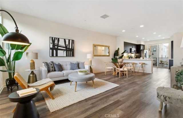 3945 Eagle Rock Boulevard photos photos