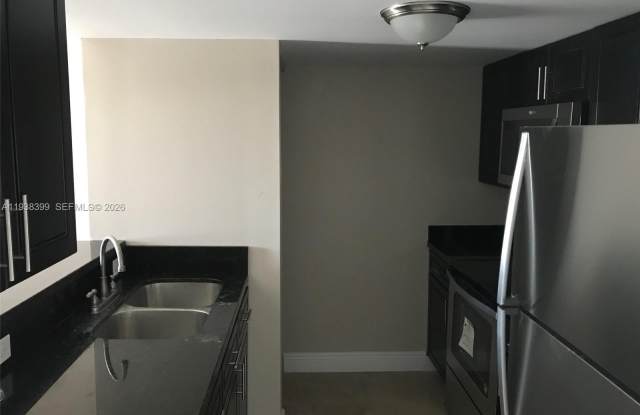 1990 NW 4th Ct photos photos