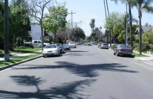 3044 e vista st - 2 Gallery 4