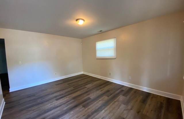 2512 Keith Drive Gallery 3