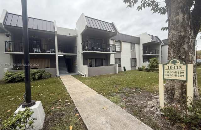 10413 N Kendall Dr photos photos