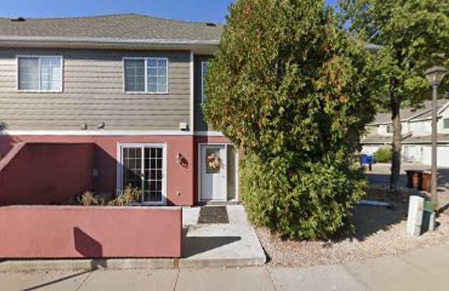 Location - Location - Location! Two Bedroom Townhouse In The Heart of SLP! photos photos