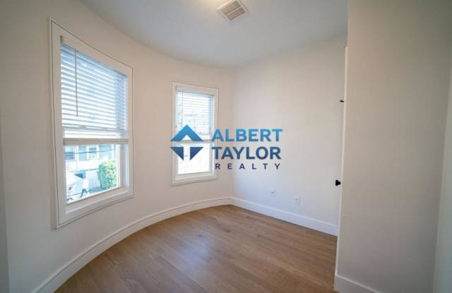 37 Calumet St. photos photos