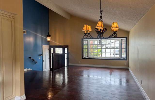 6402 Cantiles Avenue Gallery 3