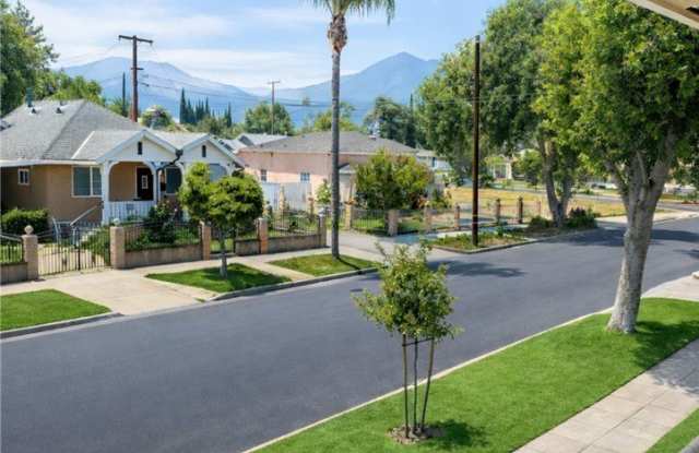 315 E 8th photos photos