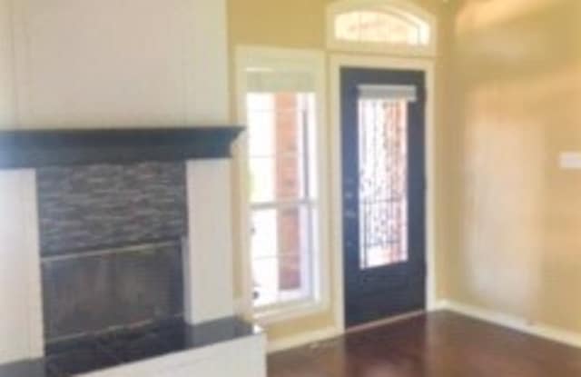 607 N BIRDSONG Gallery 2