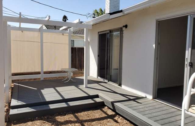 600 Ginden Drive Gallery 4