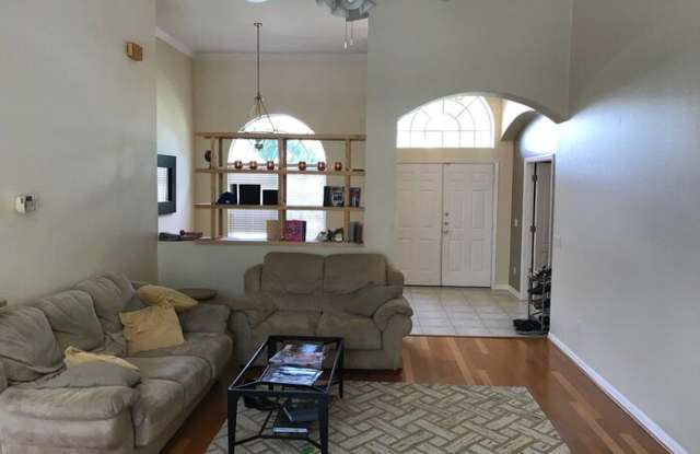2750 University Acres Drive Gallery 4