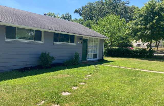 Cute  Cozy Three BR I BA Cottage in College Park! photos photos