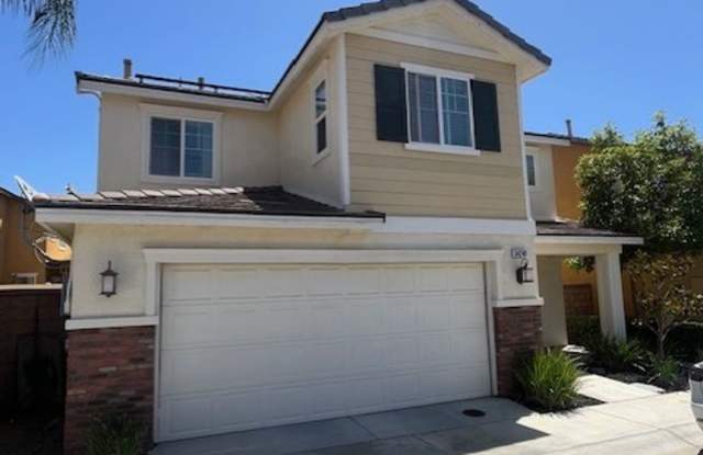 Beautiful, Spacious Home with solar-Desirable area in Lake Elsinore-34240 Belfair Way, Lake Elsinore, CA 92532 photos photos