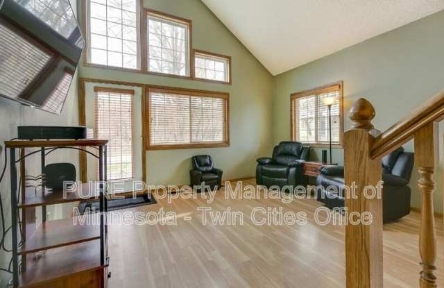4080 Meadowlark Curve - 4080 Meadowlark Curve, Eagan, MN 55122