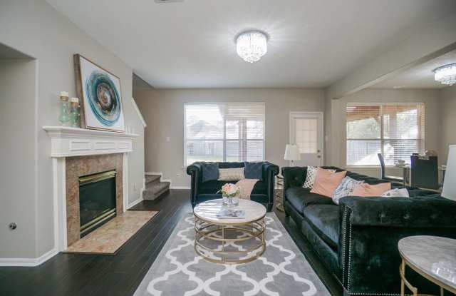 19207 Springerton Circle Gallery 4