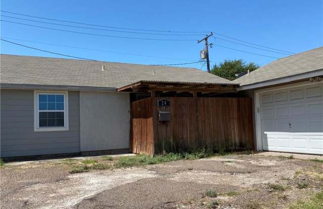 24 S Commonsway Dr - 24 Commons Way South, Portland, TX 78374