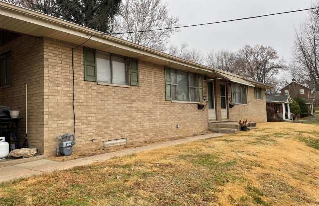2306 College Avenue photos photos