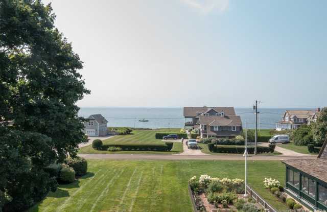 17 Agawam Avenue Gallery 3