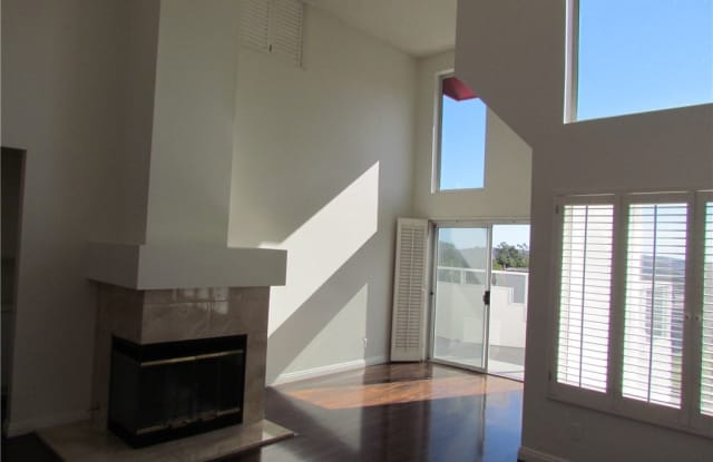 26824 Turquoise Gallery 4