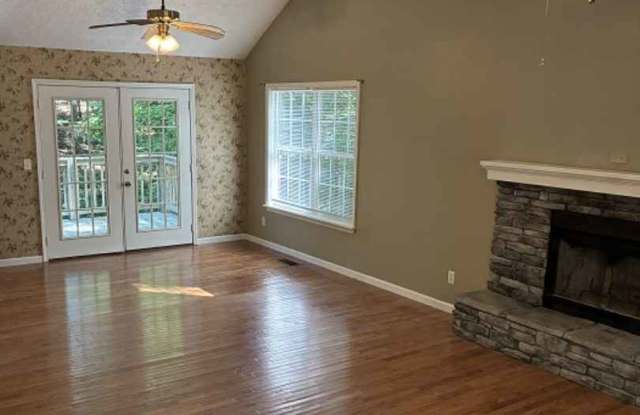 155 Gator Hill Dr Gallery 3