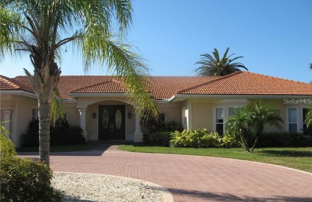 376 W ROYAL FLAMINGO DRIVE - 376 West Royal Flamingo Drive, Sarasota, FL 34236