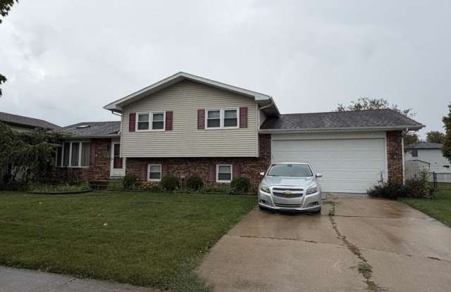 1325 West 75th Place photos photos
