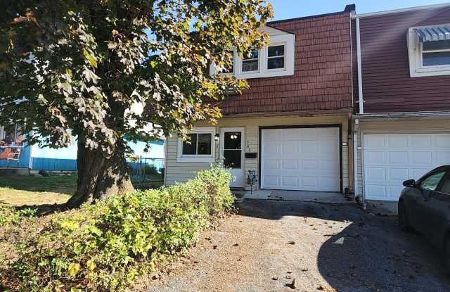 743 N HALSTEAD Street photos photos